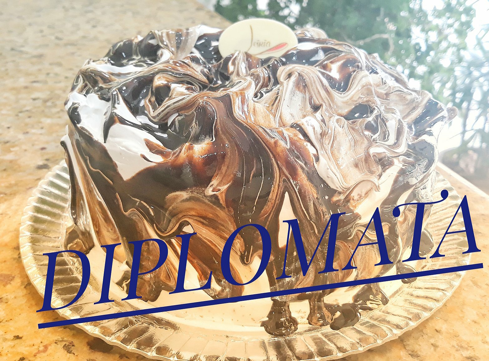 Bolo Diplomata